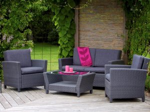 Уличная мебель из Швеции для загородного дома от фирмы Dacore по отличной цене
